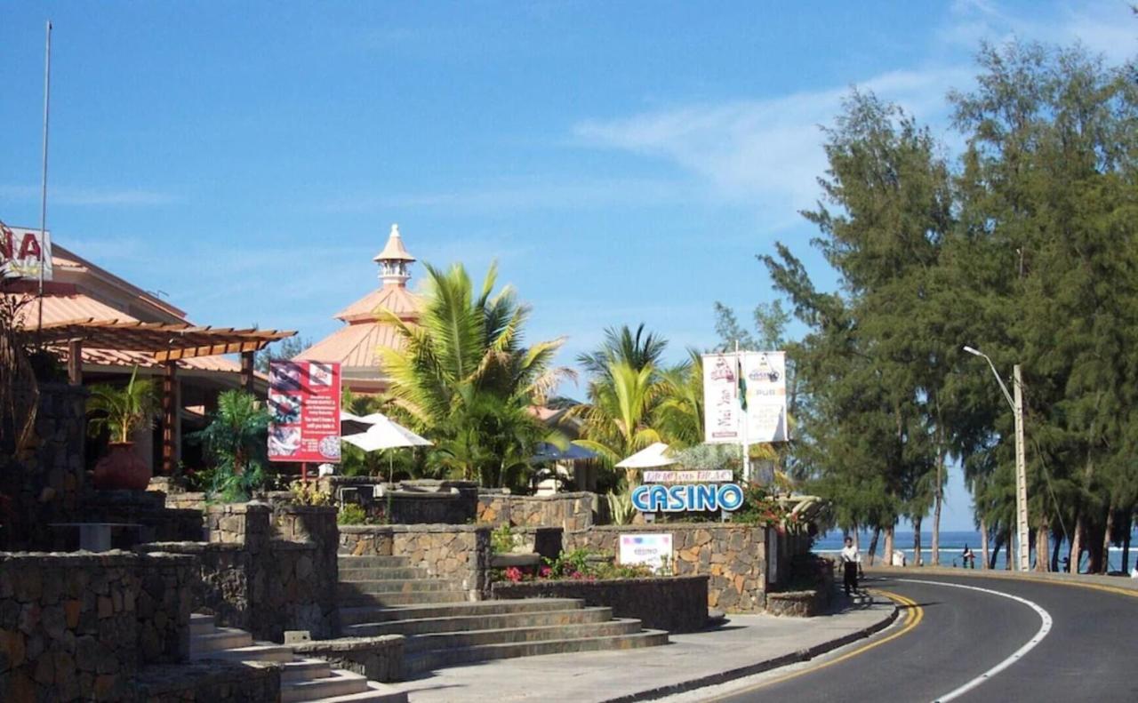 Lovely In En Flac, Close To The And Amenities. * Flic en Flac