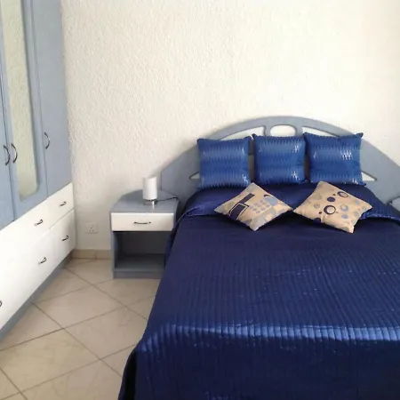 Lovely Apartment In Flic En Flac, Close To The Beach And All Amenities. Exterior photo